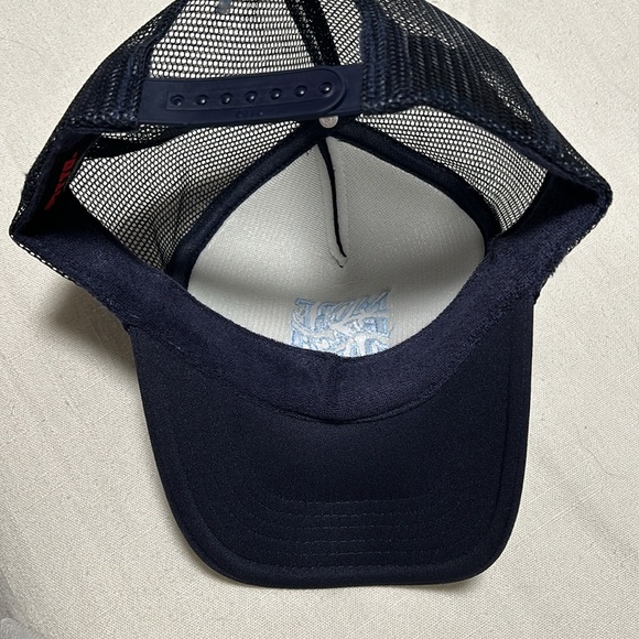 Beachkrew Trucker Hat - Picture 4 of 4